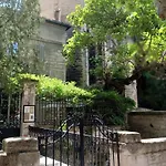 Maison De Charme Avec Cour, Proche Rue Des Teinturiers