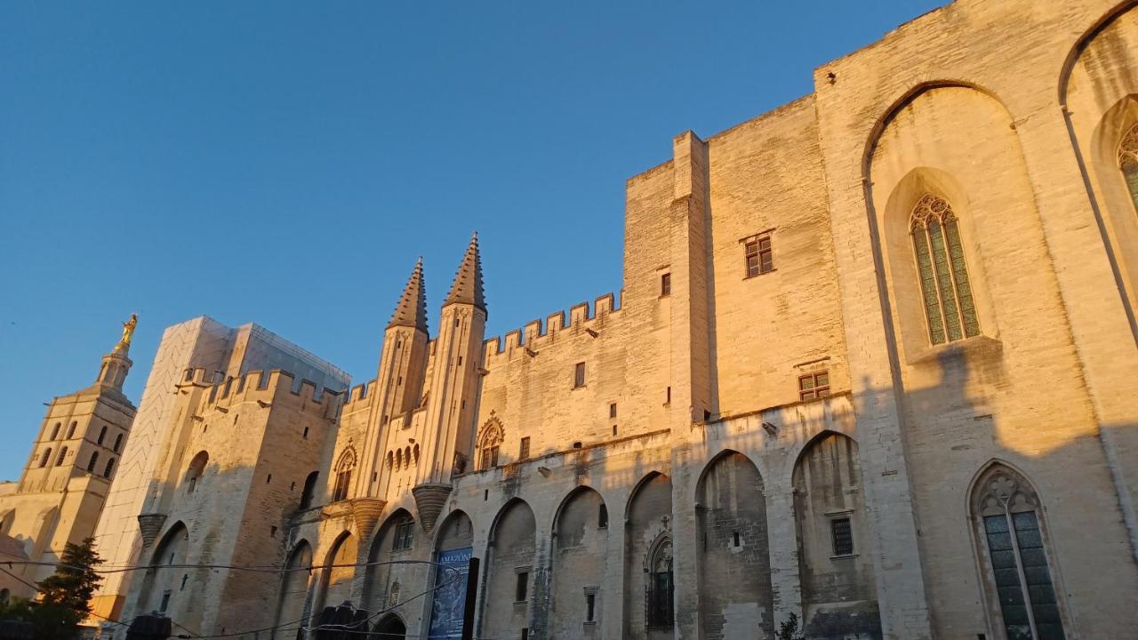 Maison De Charme Avec Cour, Proche Rue Des Teinturiers * Avignon